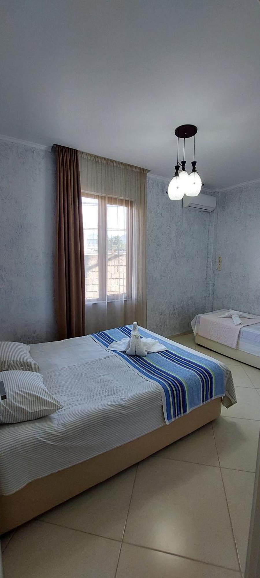 Отель Ergo Батуми Экстерьер фото