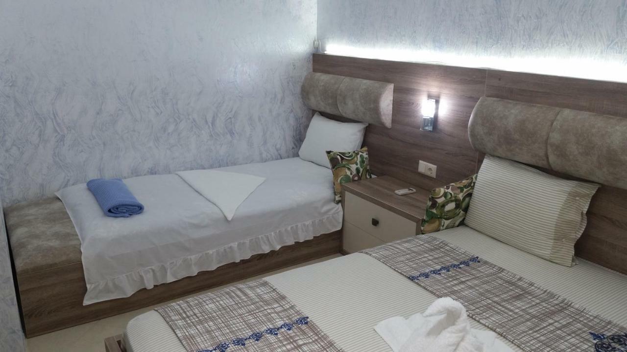 Отель Ergo Батуми Экстерьер фото